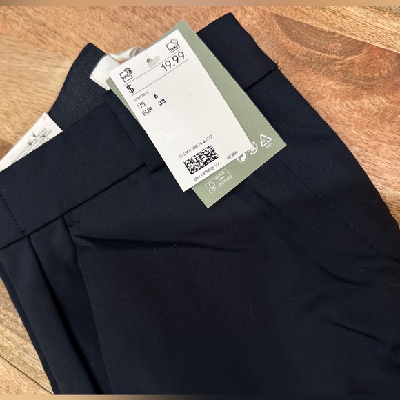 Ladies - Navy Slacks - Picture 2 of 4